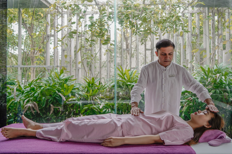 reiki viet chua lanh ben trong bang nang luong vu tru 2